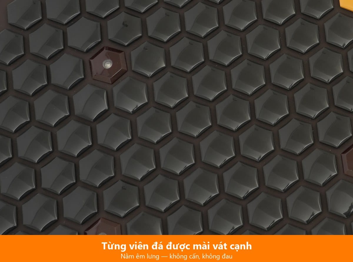Viên đá đen mài vát cạnh