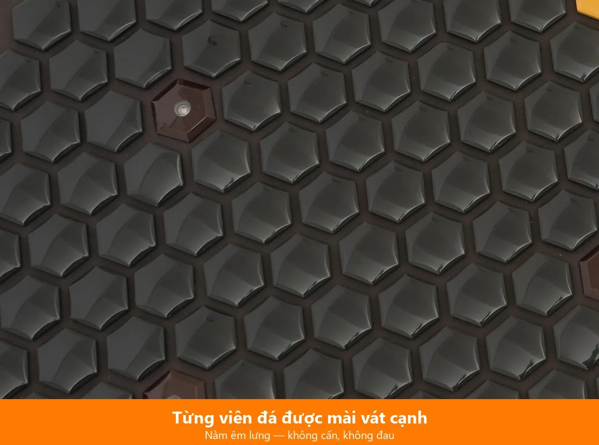 Viên đá tourmaline đen mài mịn vát cạnh